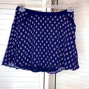 Blue and white design Skirt